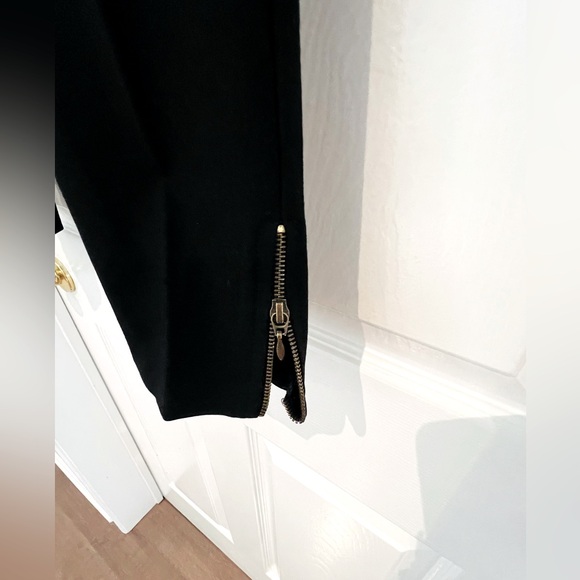 Max Studio black slim pull up pants, ankle zippers - Picture 3 of 4